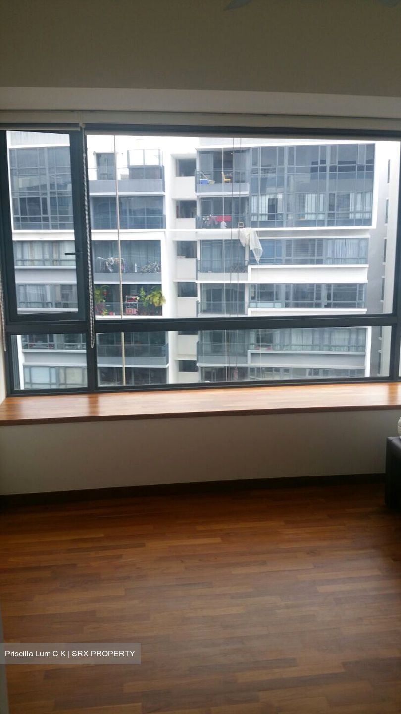 The Palette (D18), Condominium #585028311